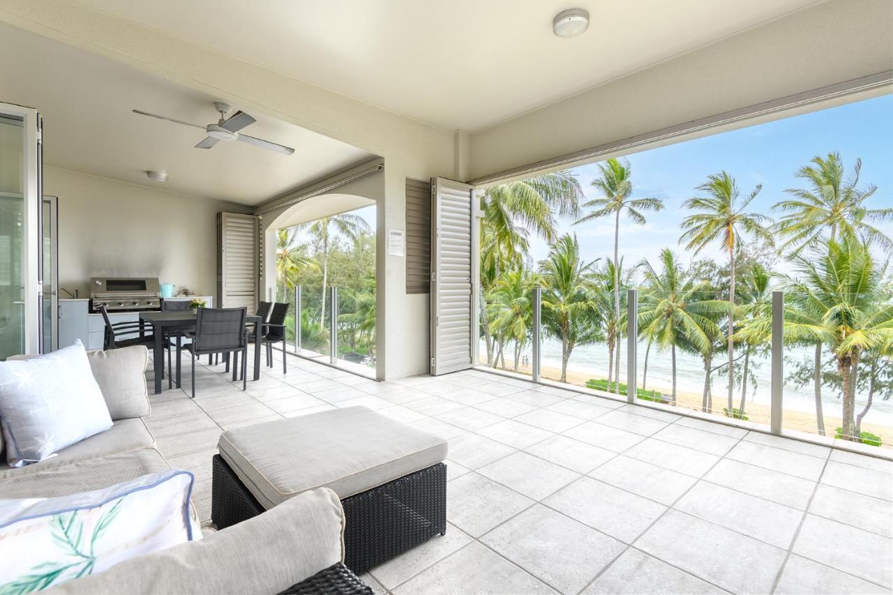 Island Views Beachfront Apartments Palm Cove Eksteriør billede