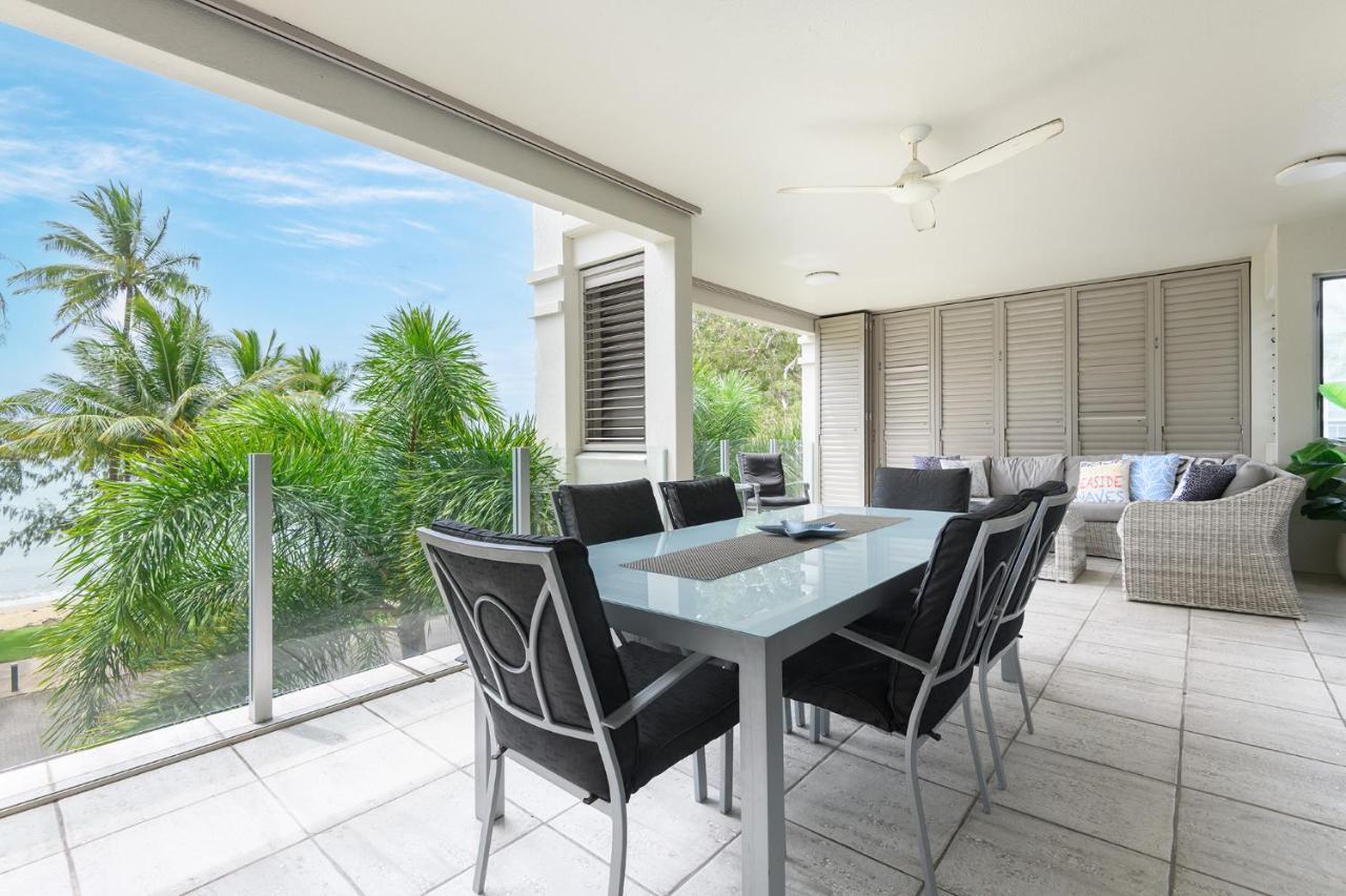 Island Views Beachfront Apartments Palm Cove Eksteriør billede
