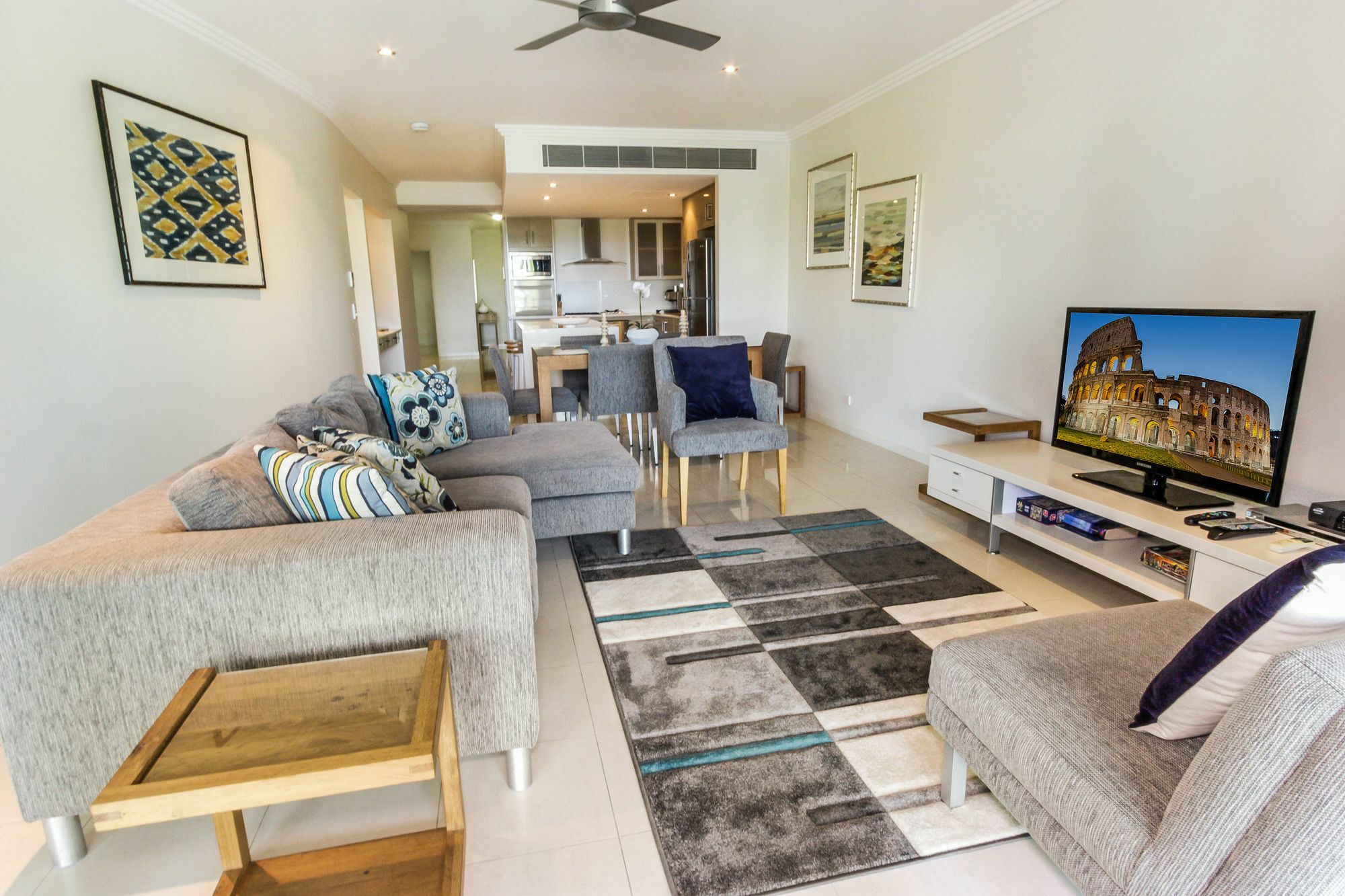 Island Views Beachfront Apartments Palm Cove Eksteriør billede